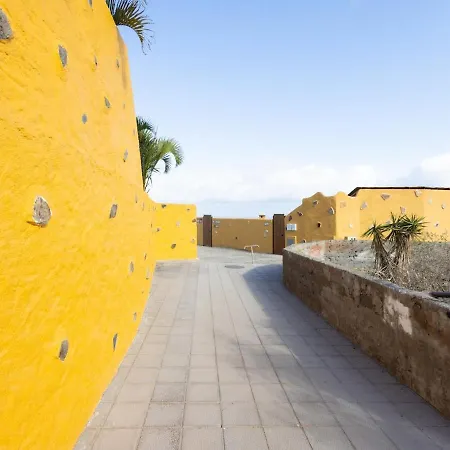 La Huerta House B With Pool&barbecue By Edén Hébergement de vacances *